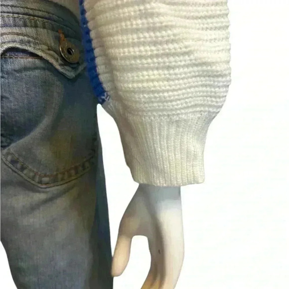 Ivy Rose - Picture 6 of 10